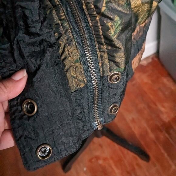 Lavon Vintage Brown Paisley Windbreaker Jacket – Retro Full Zip - Picture 6 of 9